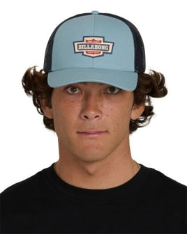 WALLED TRUCKER1